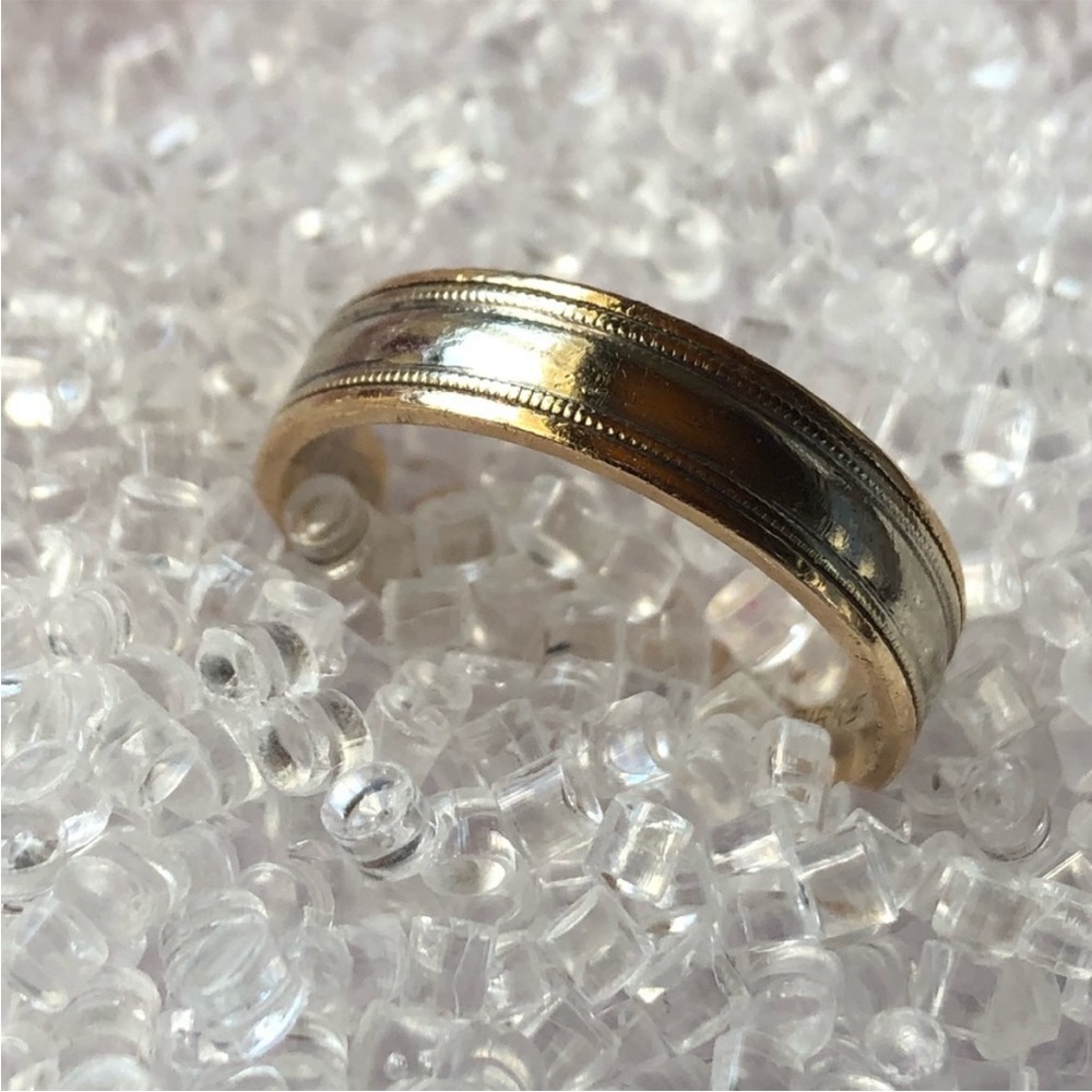 Birks ~ 14K Gold Men’s Wedding Band ~ Size 12